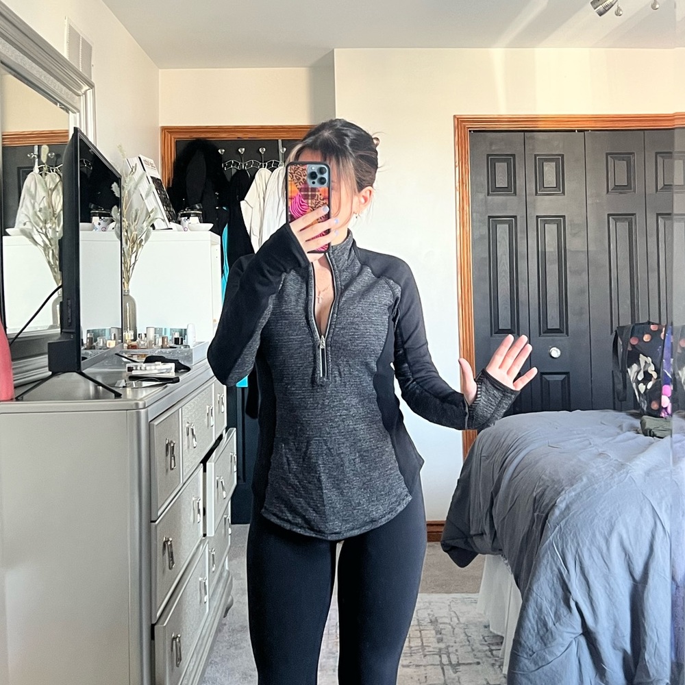 Reversible 1/4 zip Lululemon Jacket
